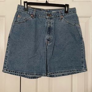 Levi’s- Women’s Jean Shorts